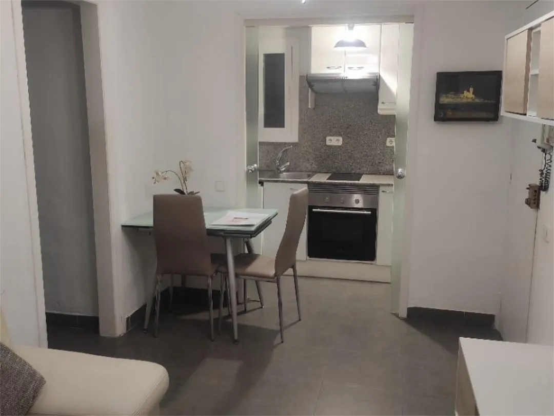 Piso en  Carrer de Sant Lli 4 - Foto 4