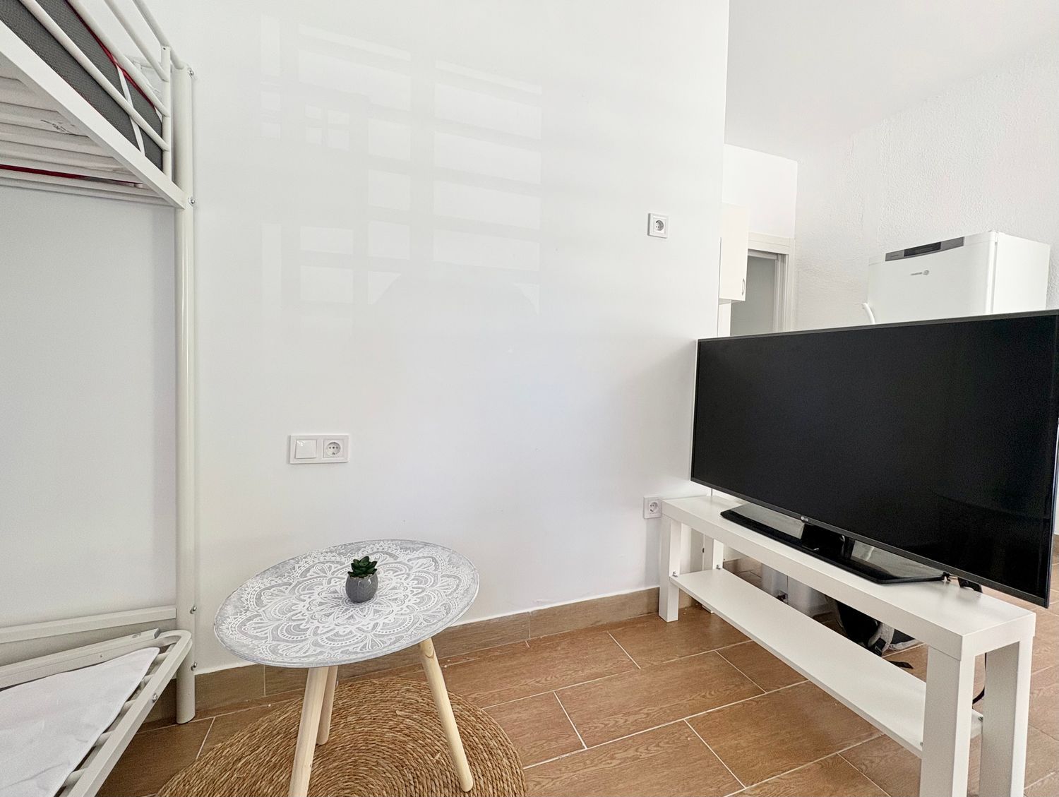 Estudio en avenida de Libia, 67 - Foto 3