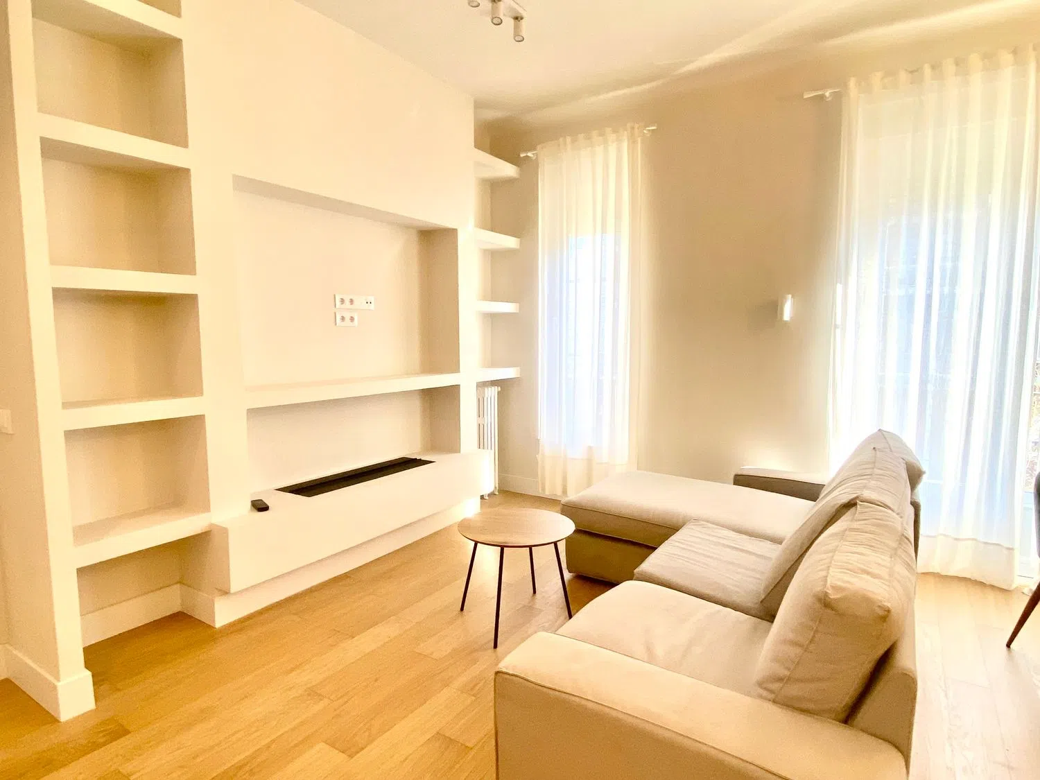 Piso en calle de Fernando el Católico, 21 - Foto 1