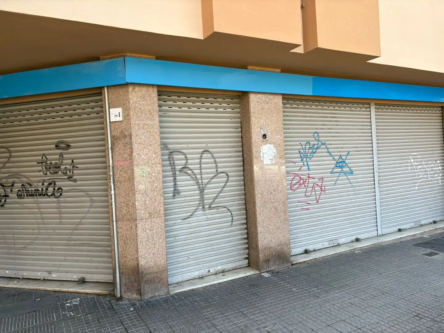 Local comercial en  Carrer Joan Martí 9 - Foto 2