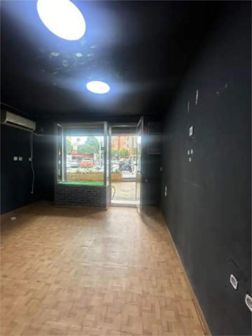 Local comercial en Los Remedios - Foto 7