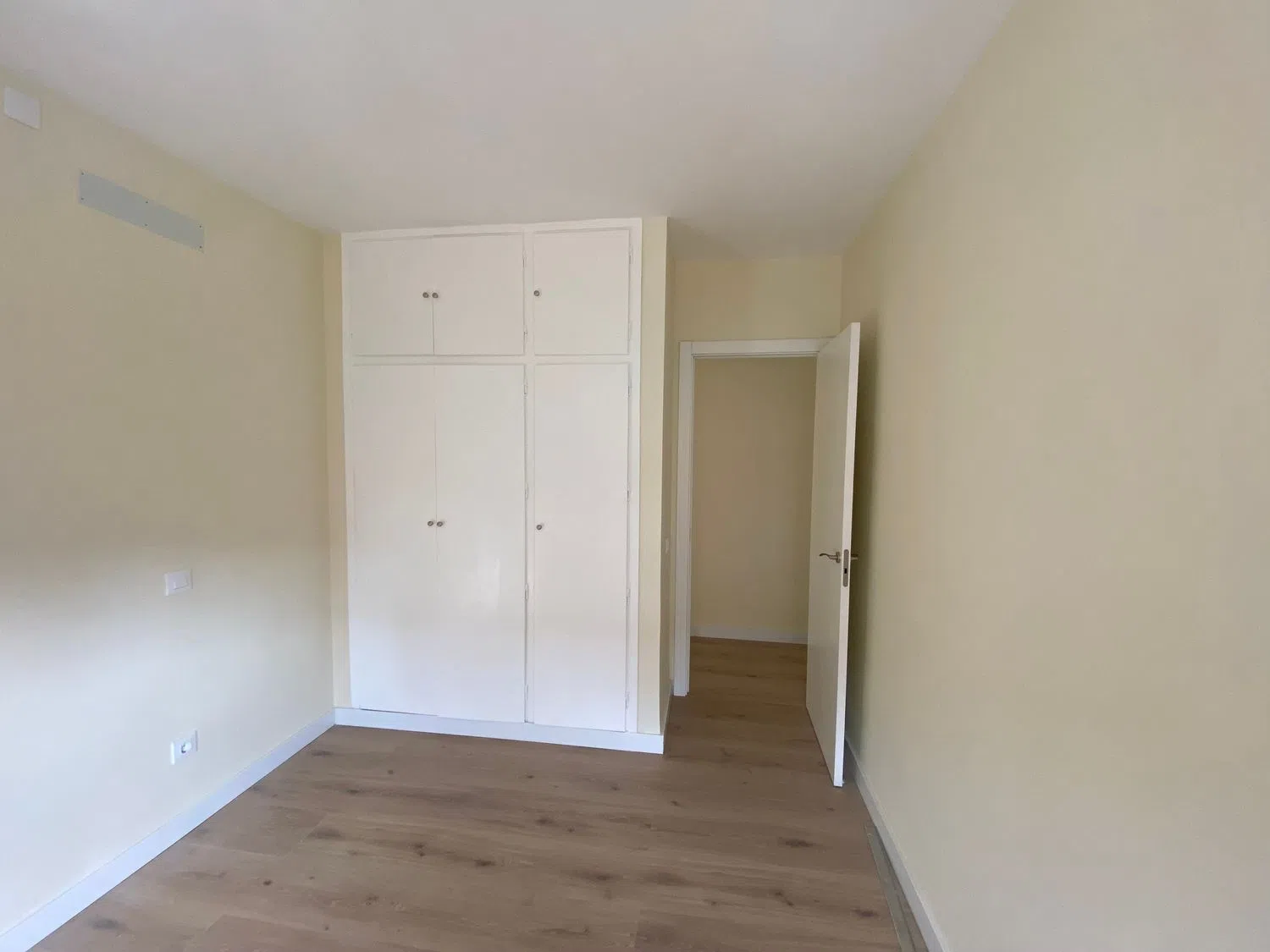 Piso en calle de Consuelo Guzmán, 7 - Foto 2