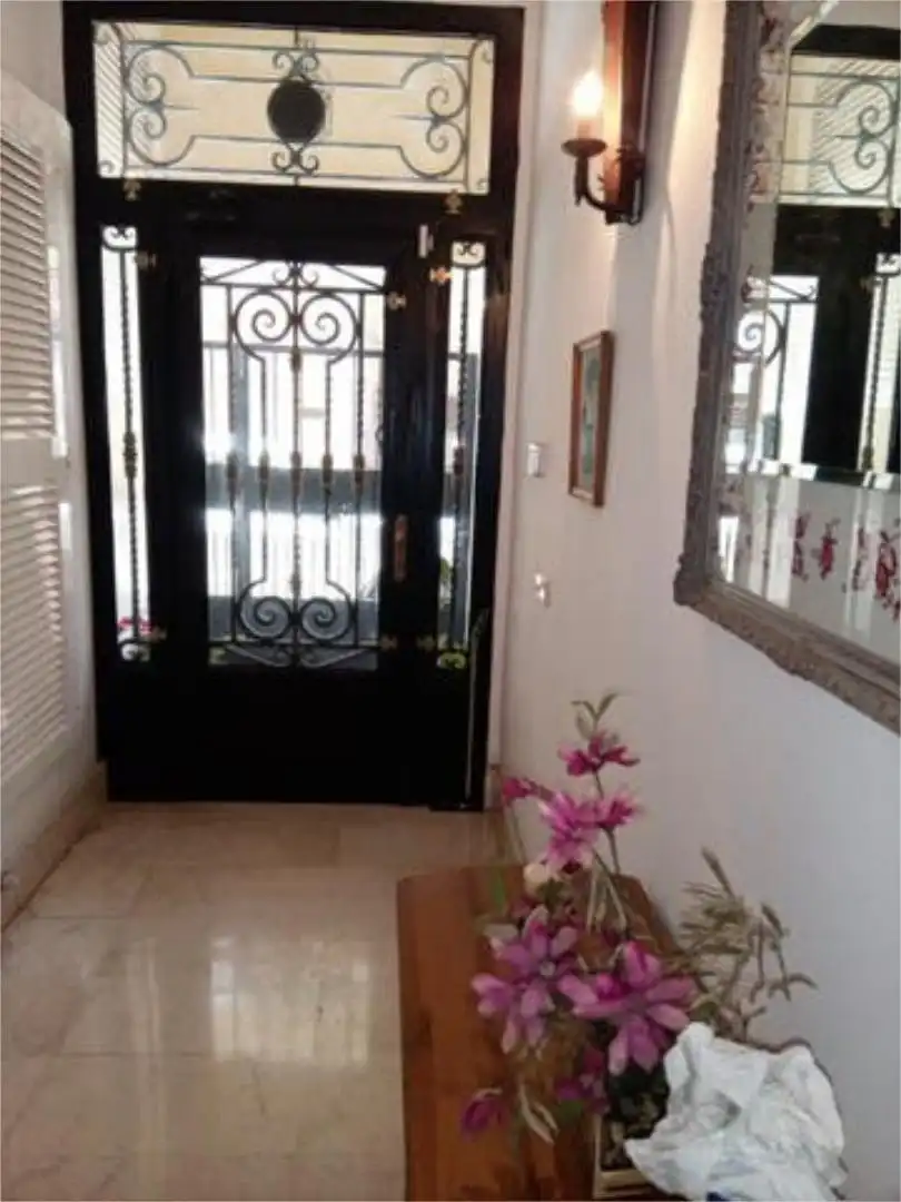 Piso en Reyes Católicos - Foto 7