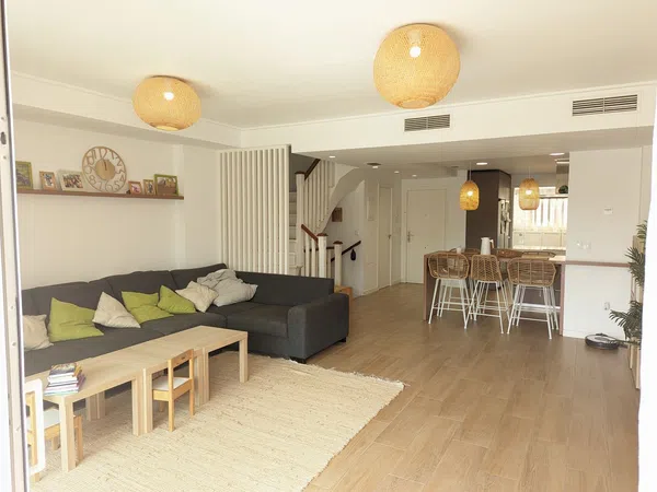 Chalet adosado en avenida Arquitecto Félix Candela, 22 sn - Foto 4