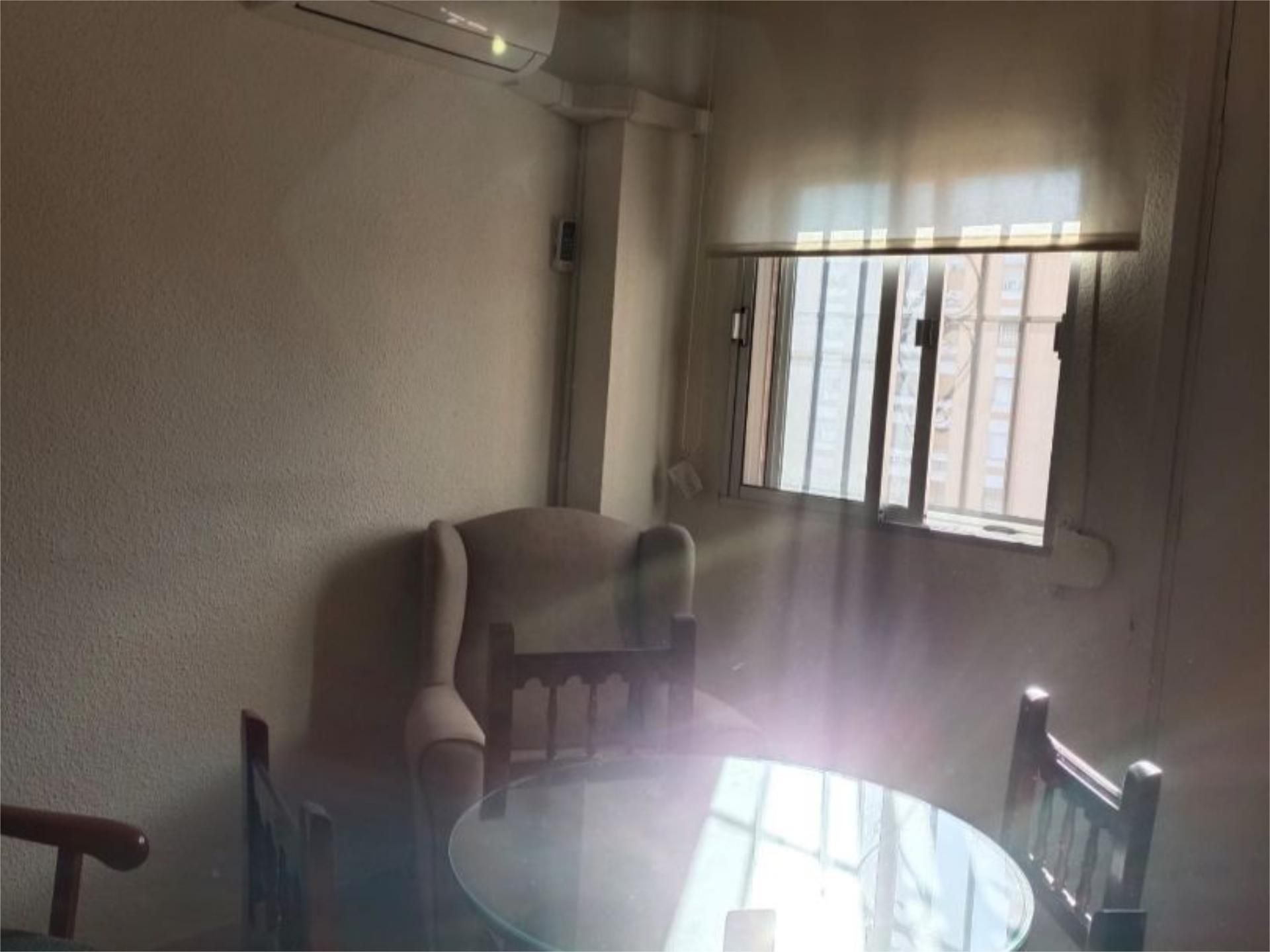 Piso en  Calle Pintor Pedro Bueno 9 - Foto 14