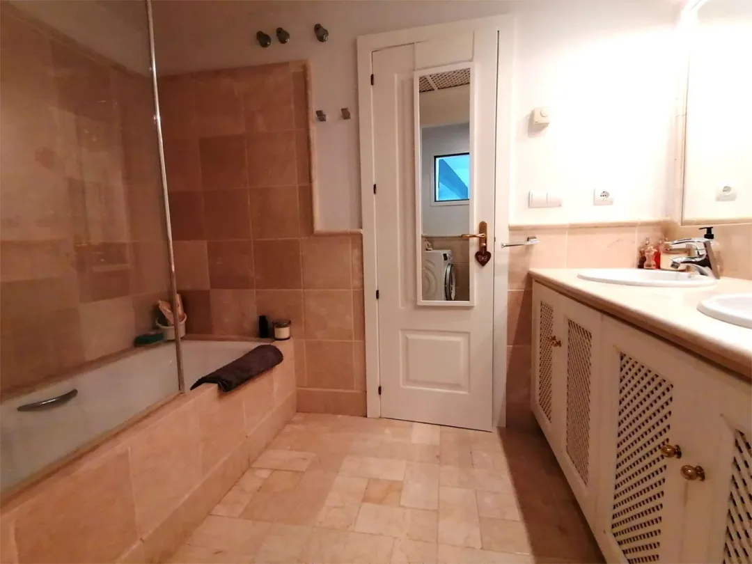 Piso en  Calle Incosol 40 - Foto 12