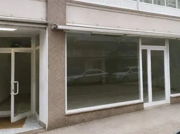 Local comercial en Avd Coruña - Foto 1