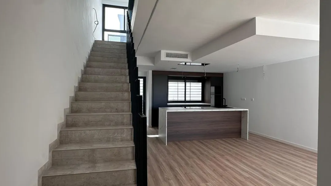 Casa adosada en  Rm-F11 1 - Foto 2