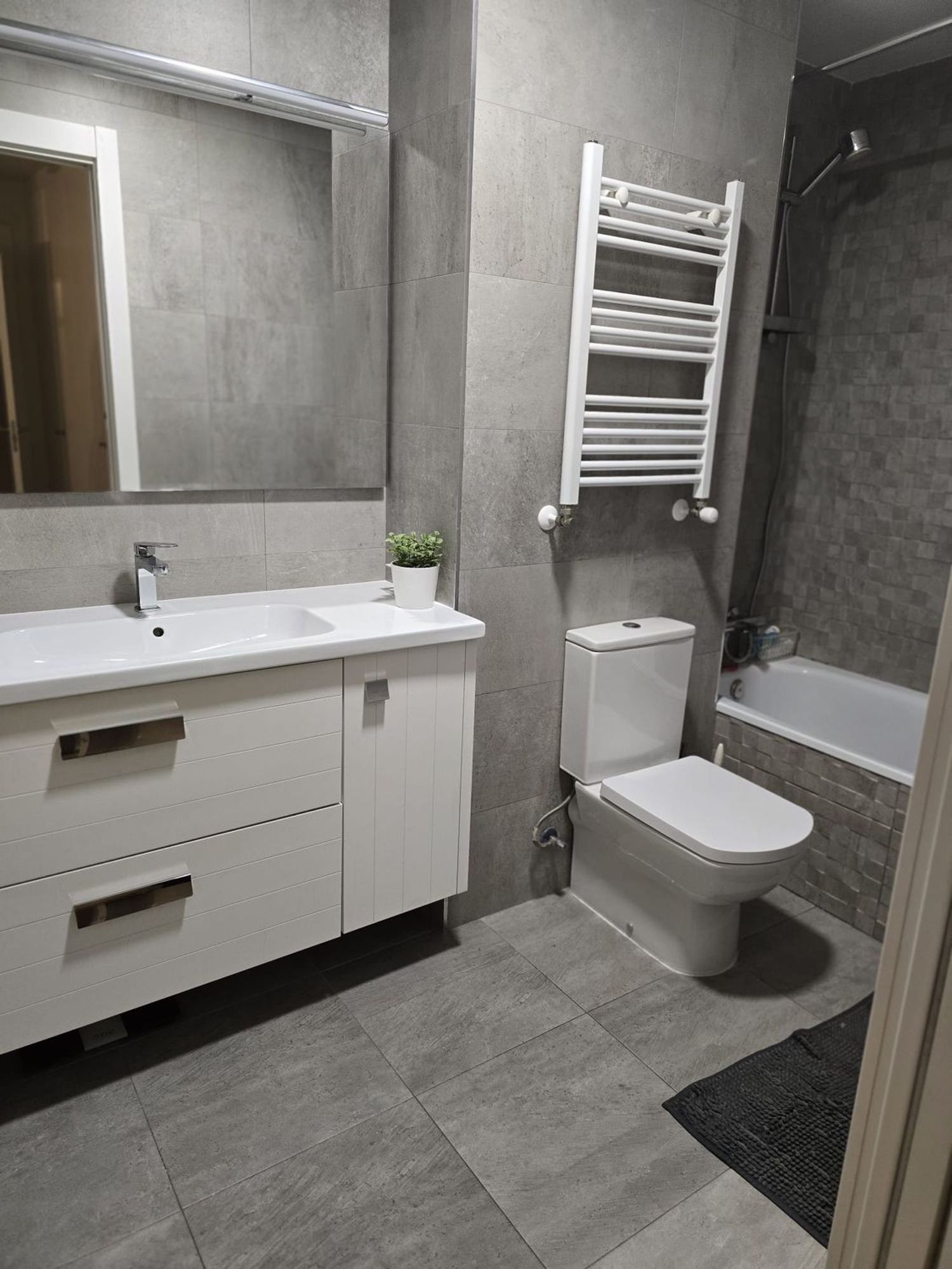 Piso en calle Portal de Zuazo de Vitoria, 6 - Foto 9