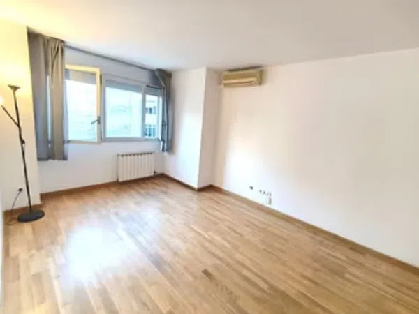 Piso en calle de la Marquesa Viuda de Aldama, 26 - Foto 4