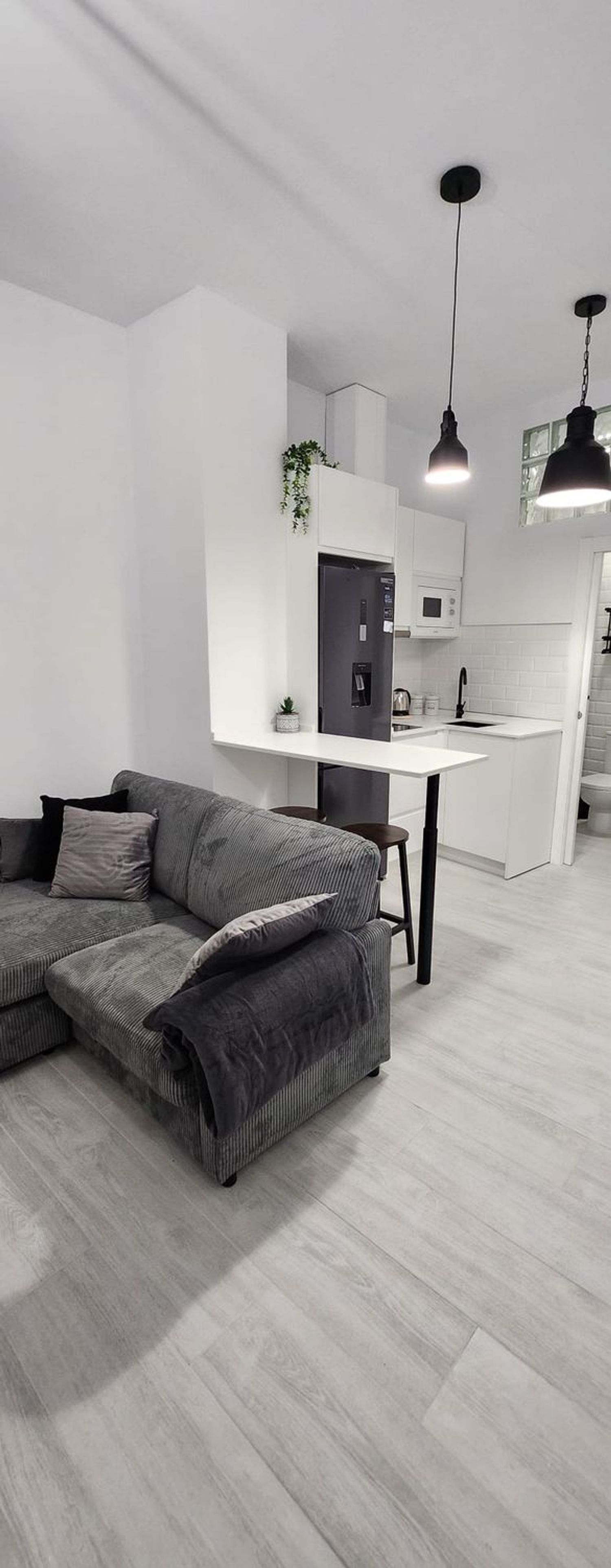 Estudio en Pelay Correa, 31