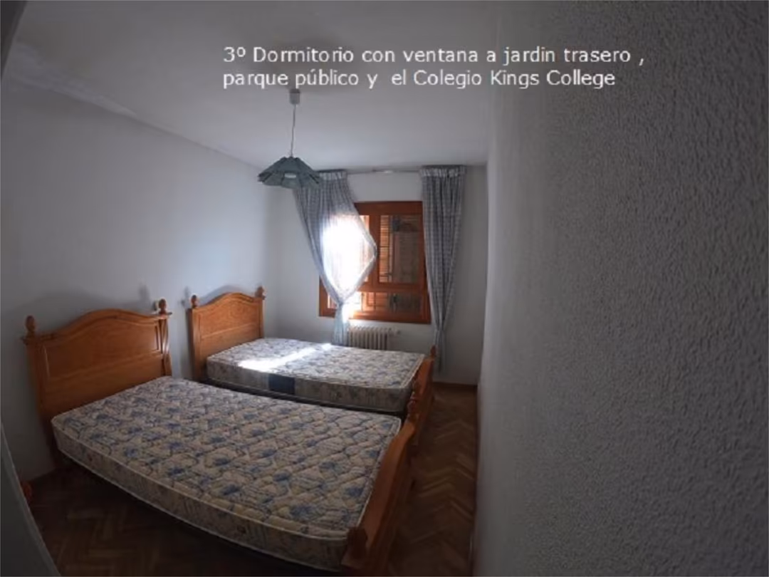 Casa adosada en  Calle Sierra de Ancares 2 - Foto 14
