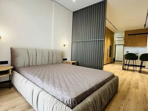 Piso en P.º Reding, 31