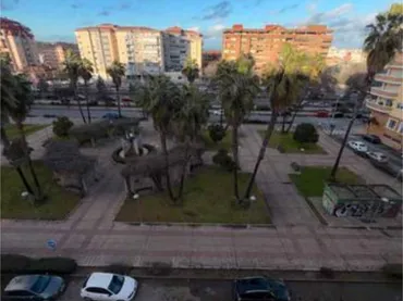 Piso en Zona Eroski - Foto 1