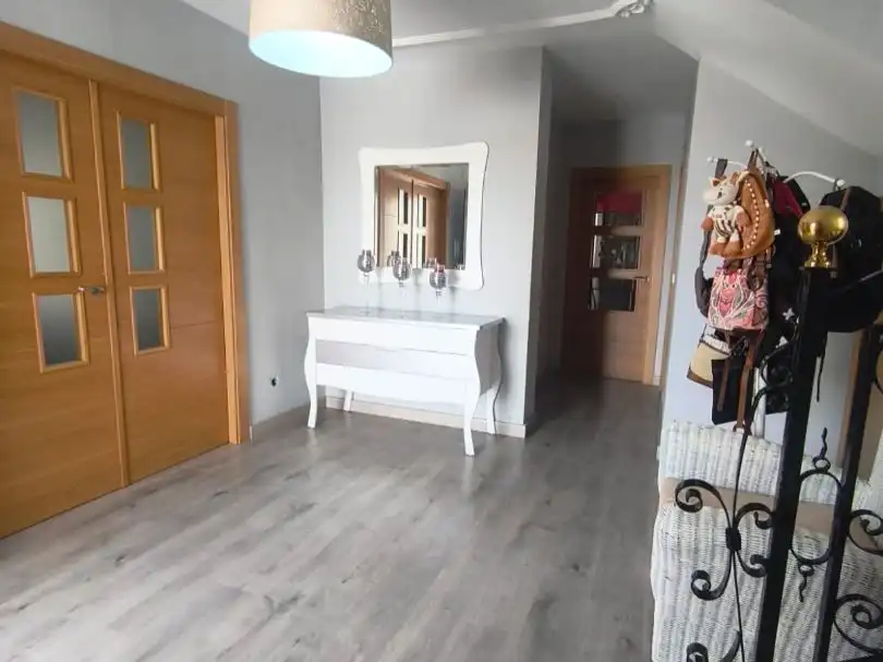 Chalet en  Avenida Madrid 44 - Foto 8