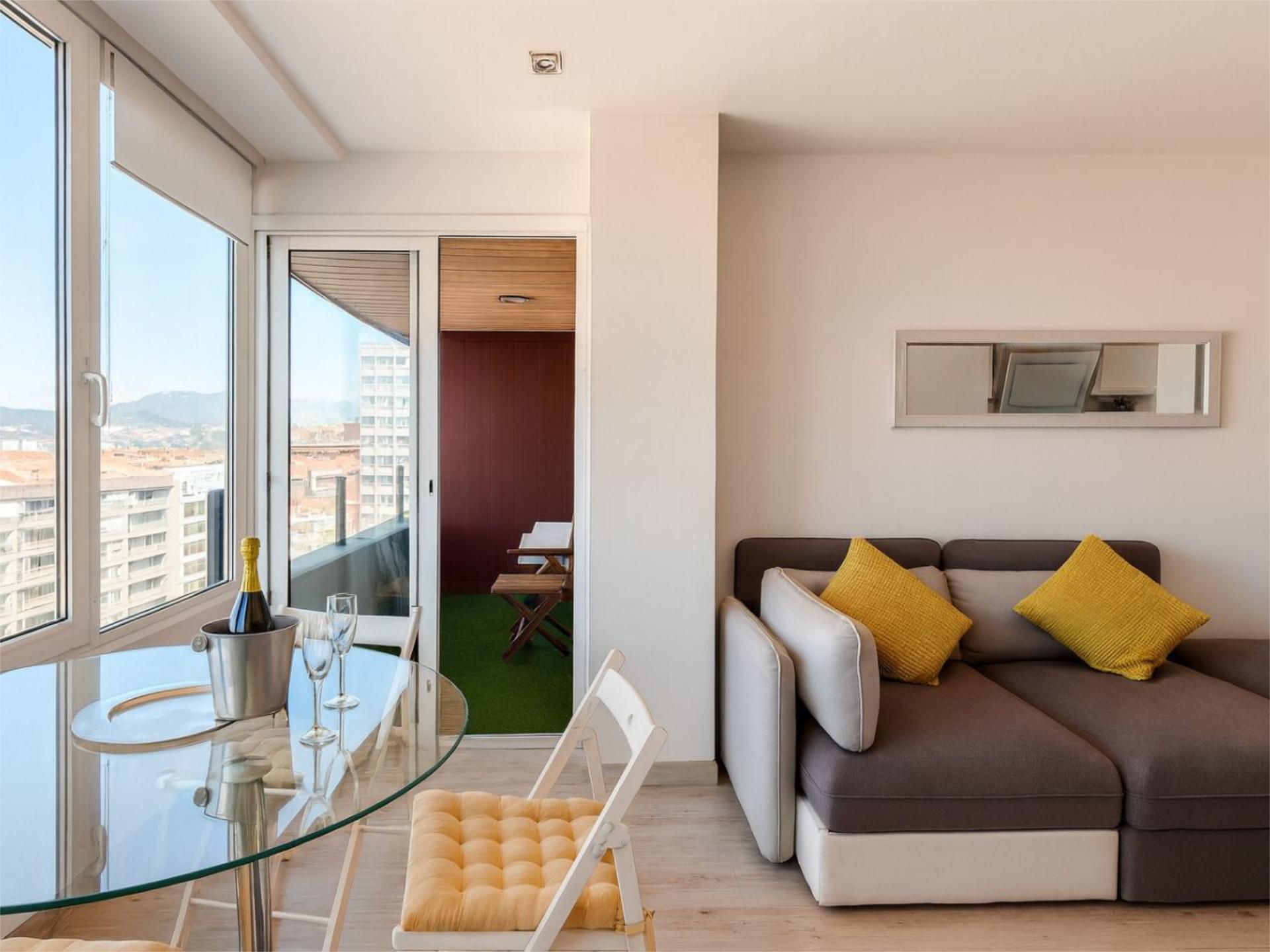 Piso en  Rúa de Julia Minguillón 4 - Foto 4