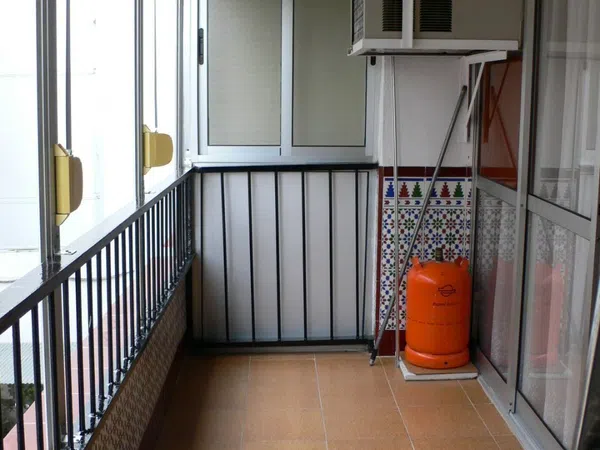 Piso en Calle Manuel Arellano, 3, Ronda de Triana-Patrocinio-Turruñuelo - Foto 3