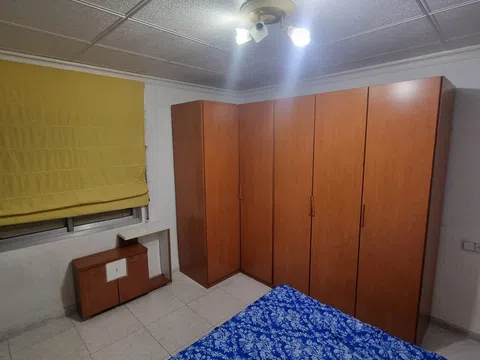 Piso en calle Escorpión, 3