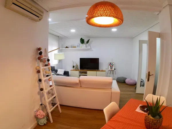 Piso en calle d'Àngel Guimerà, 77