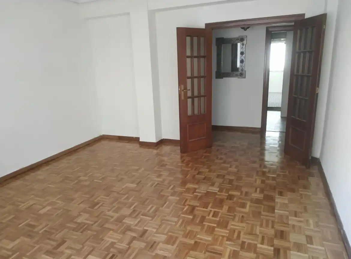 Piso en  Calle Florian Docampo 12 - Foto 5