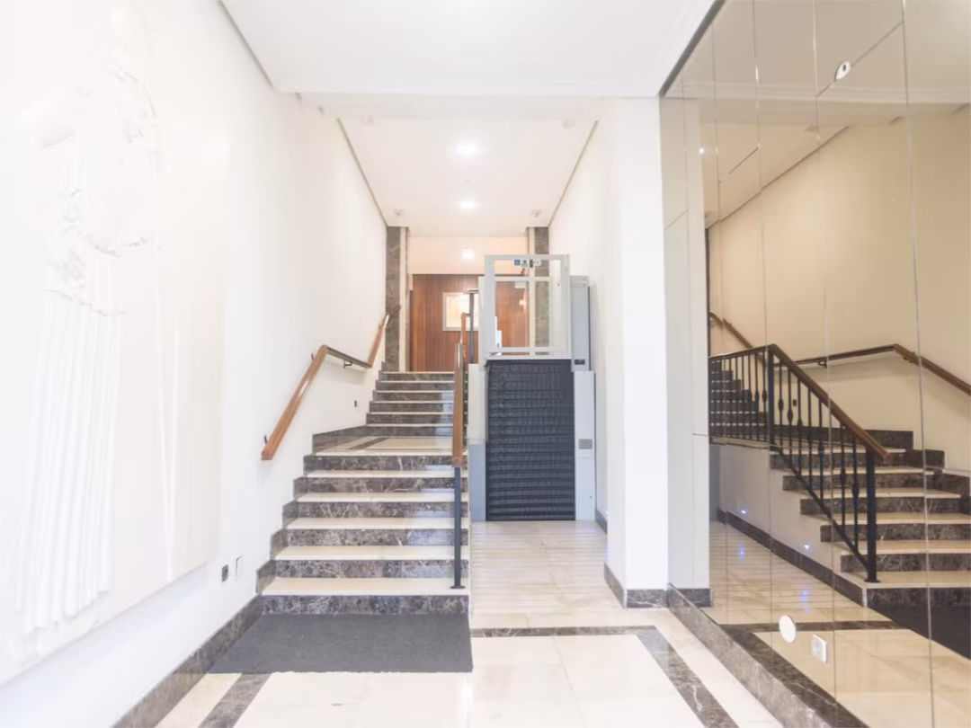 Piso en  Calle Antonio López 30 - Foto 3