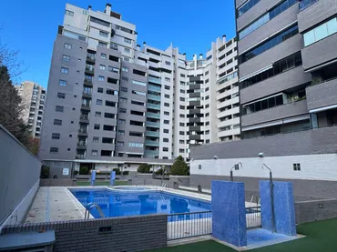Piso en  Avenida de Juan Pablo II 28 - Foto 4