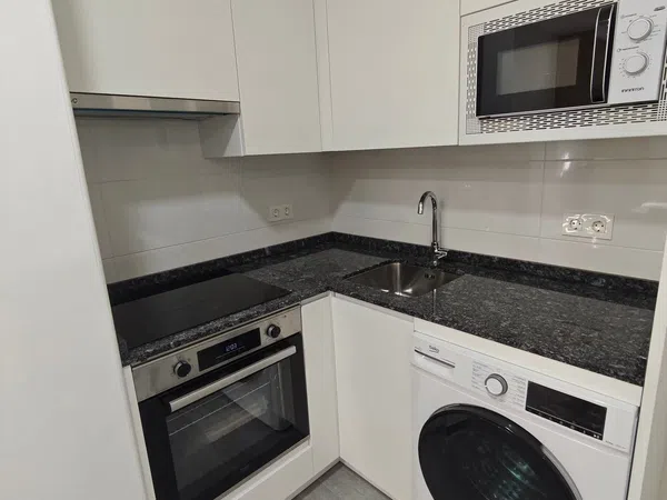 Piso en calle Jesús García Bernalt, 1 - Foto 3