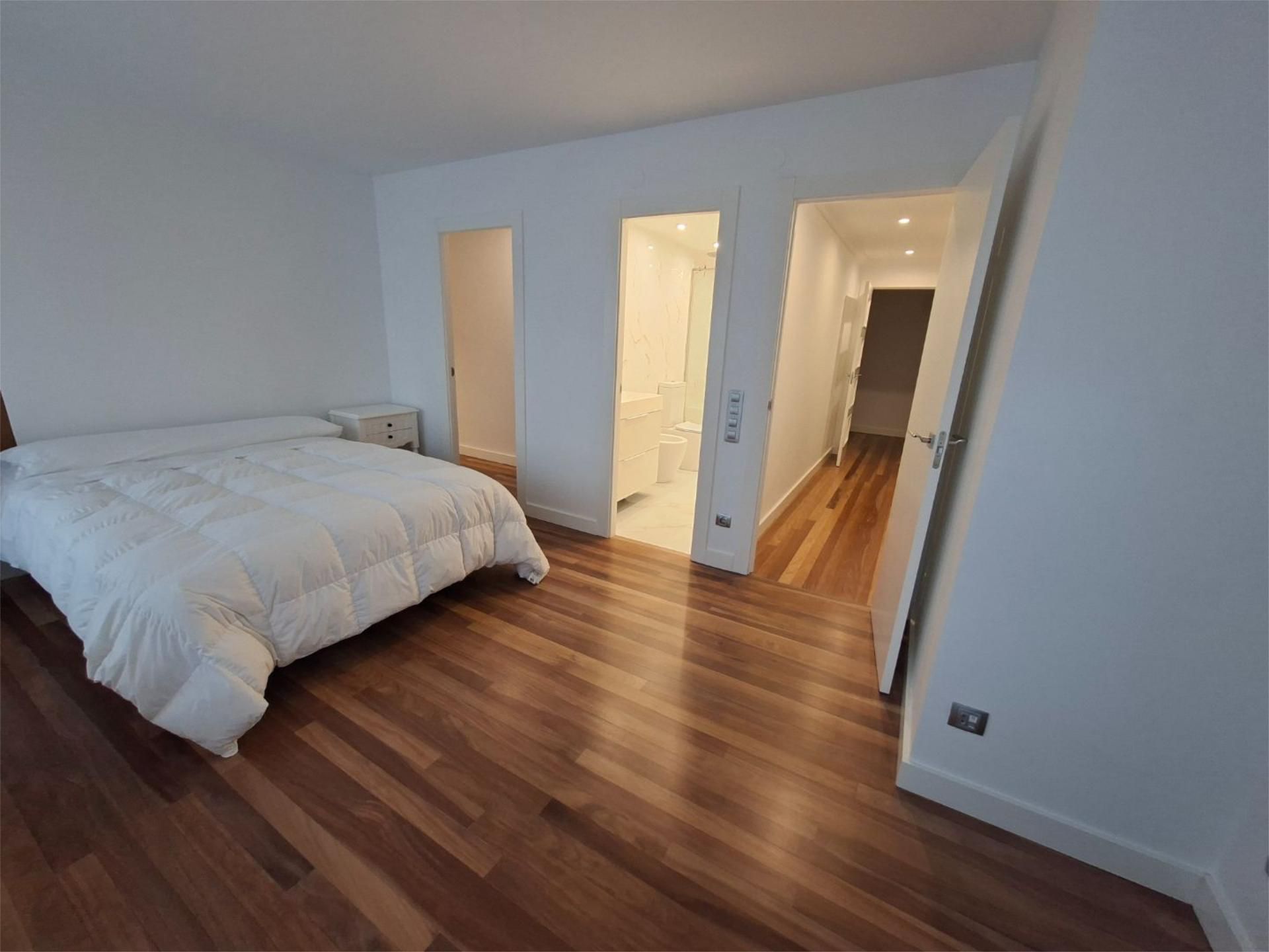 Piso en  Avenida Herrera Oria 31B - Foto 10