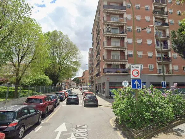 Piso en Calle Daoiz - Foto 3