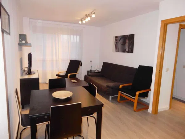 Piso en calle de Gloria Fuertes, 23