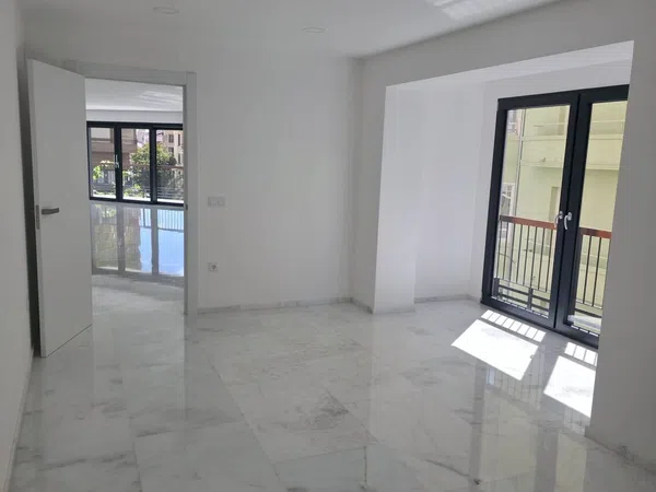 Piso en Avenida General Marvá, 9, Ensanche-Diputación - Foto 5