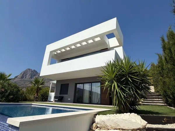 Casa o chalet independiente en Calle Reina Sofia, 9, Golf Bahía, Golf Bahía - Foto 1