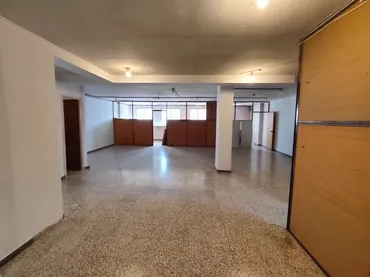 Local comercial en  Avinguda de l'Abat Marcet 47 - Foto 4