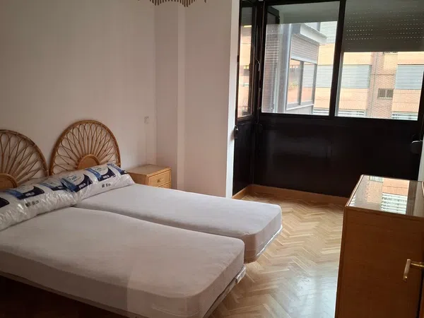 Piso en calle de Numancia, 33
