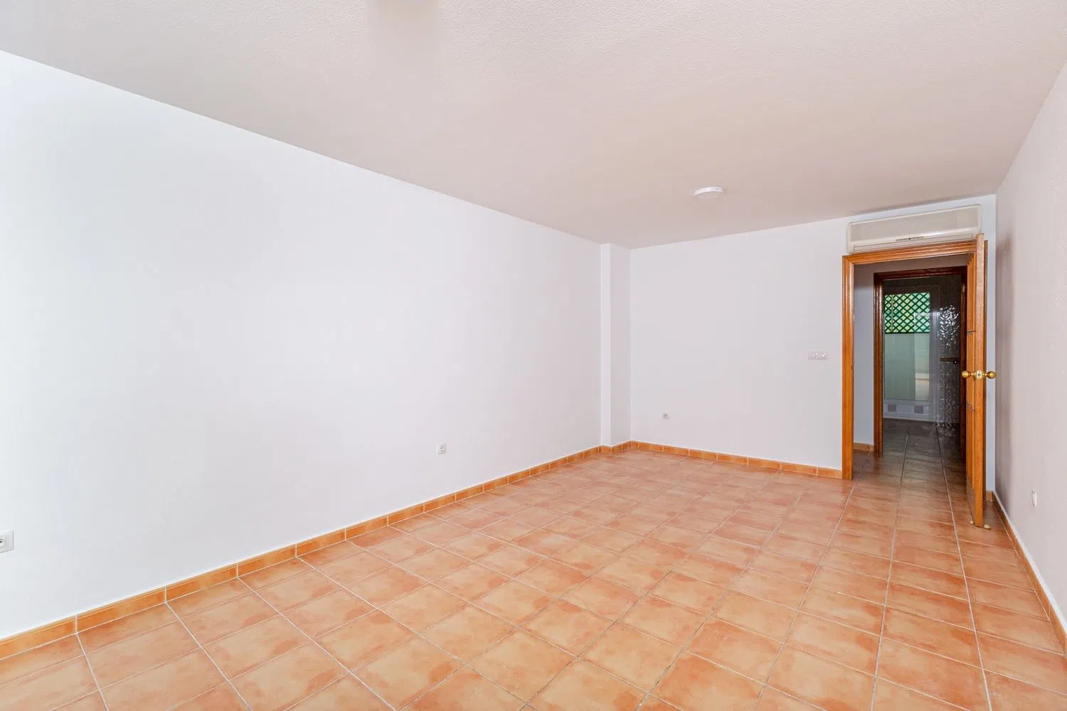 Piso en calle Britania - Foto 3