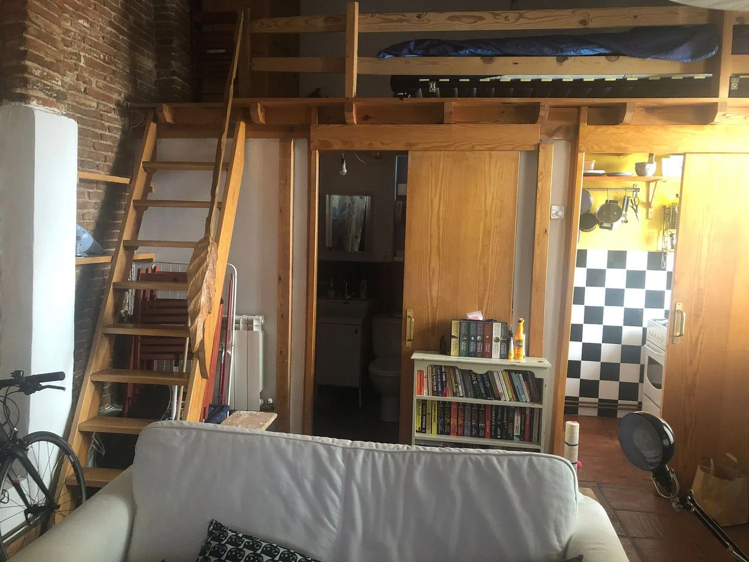 Estudio en calle de San Valeriano, 25 - Foto 1