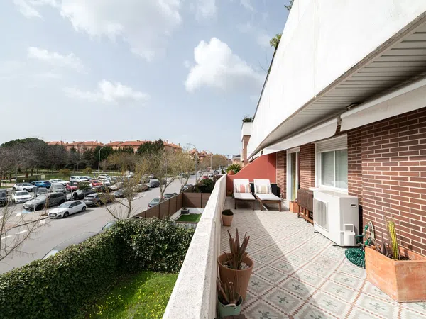 Piso en calle Hermanos Machado, 2