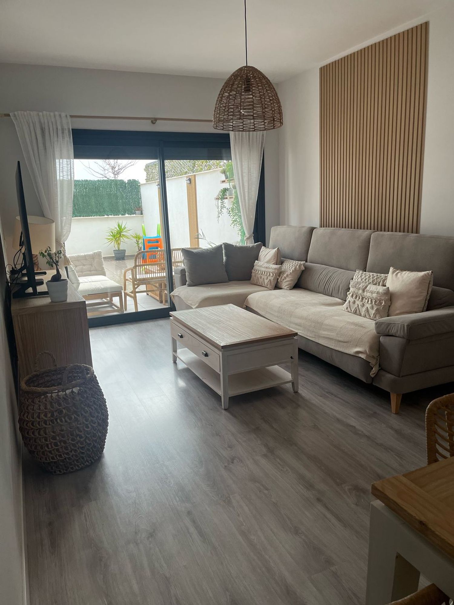 Piso en calle Altair, 19 - Foto 1