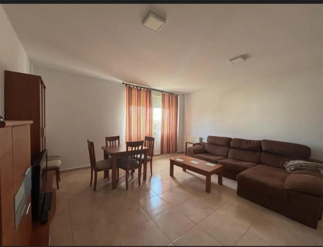 Piso en  Avenida Pierre de Coubertin 9 - Foto 2