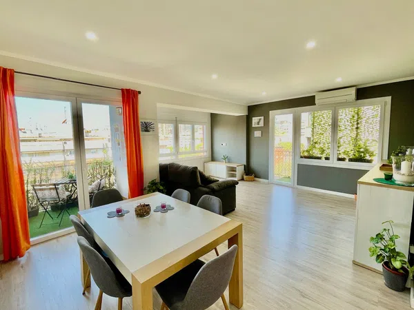 Piso en avenida de Sant Ferran, 24 - Foto 1