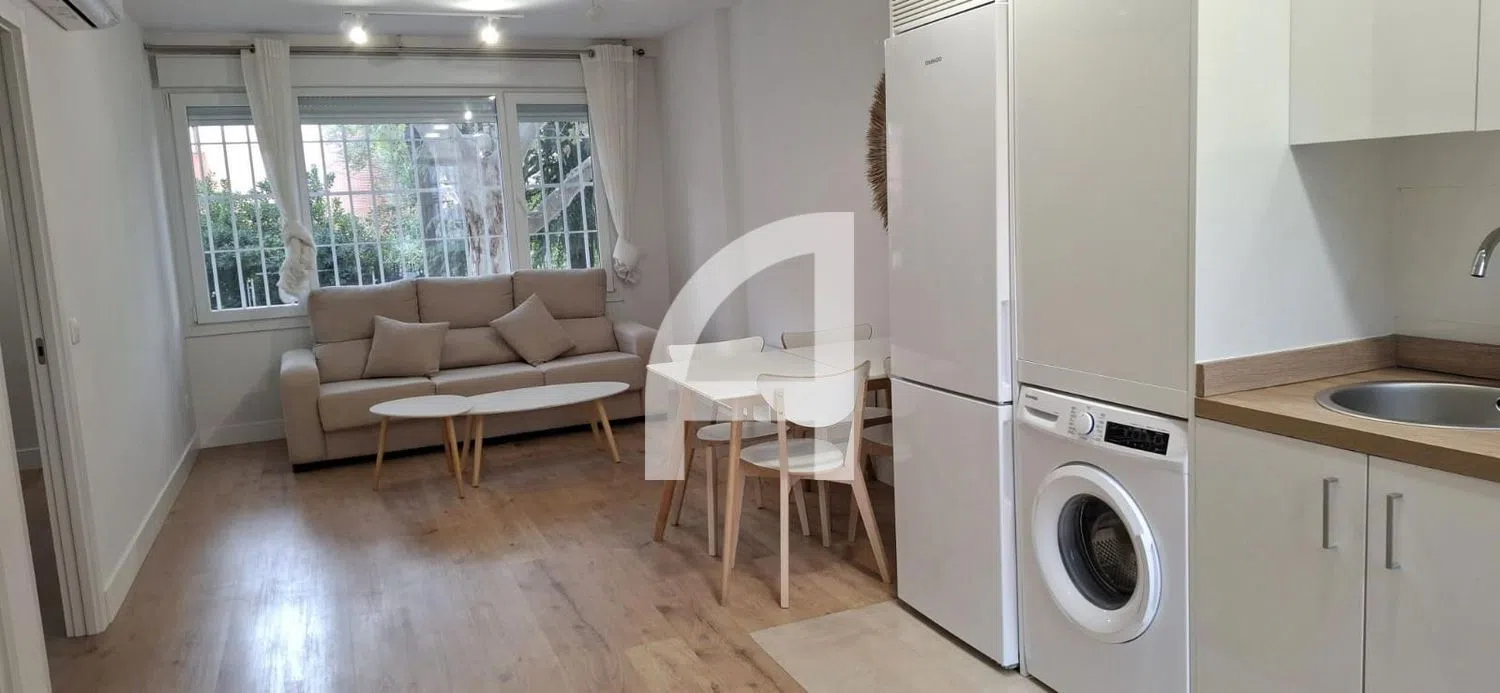 Piso en avenida de Menéndez Pelayo - Foto 3