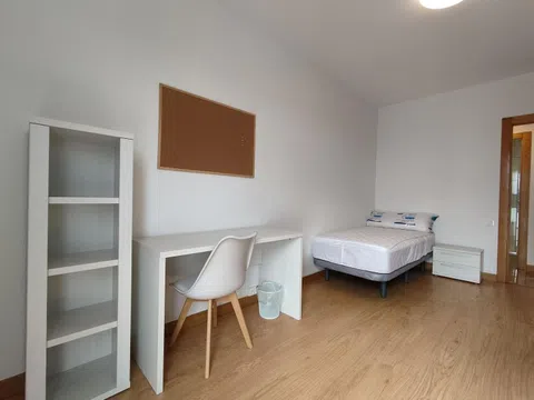 Piso en calle Monasterio de Irache, 45