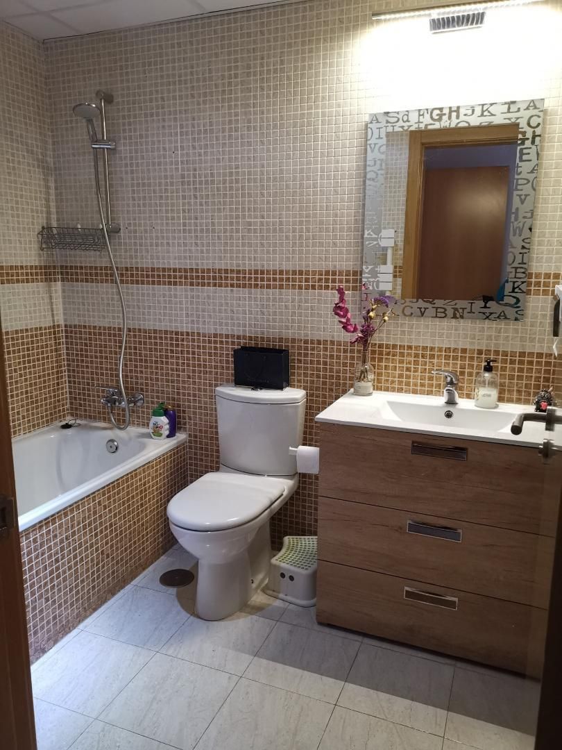 Piso en  Avenida de los Quiñones 6P - Foto 9