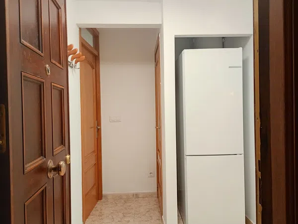 Piso en venta en Avenida de los Almendros, 7 - Foto 2