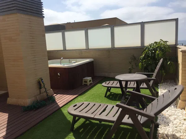 Ático en avenida Oscar Espla, 3