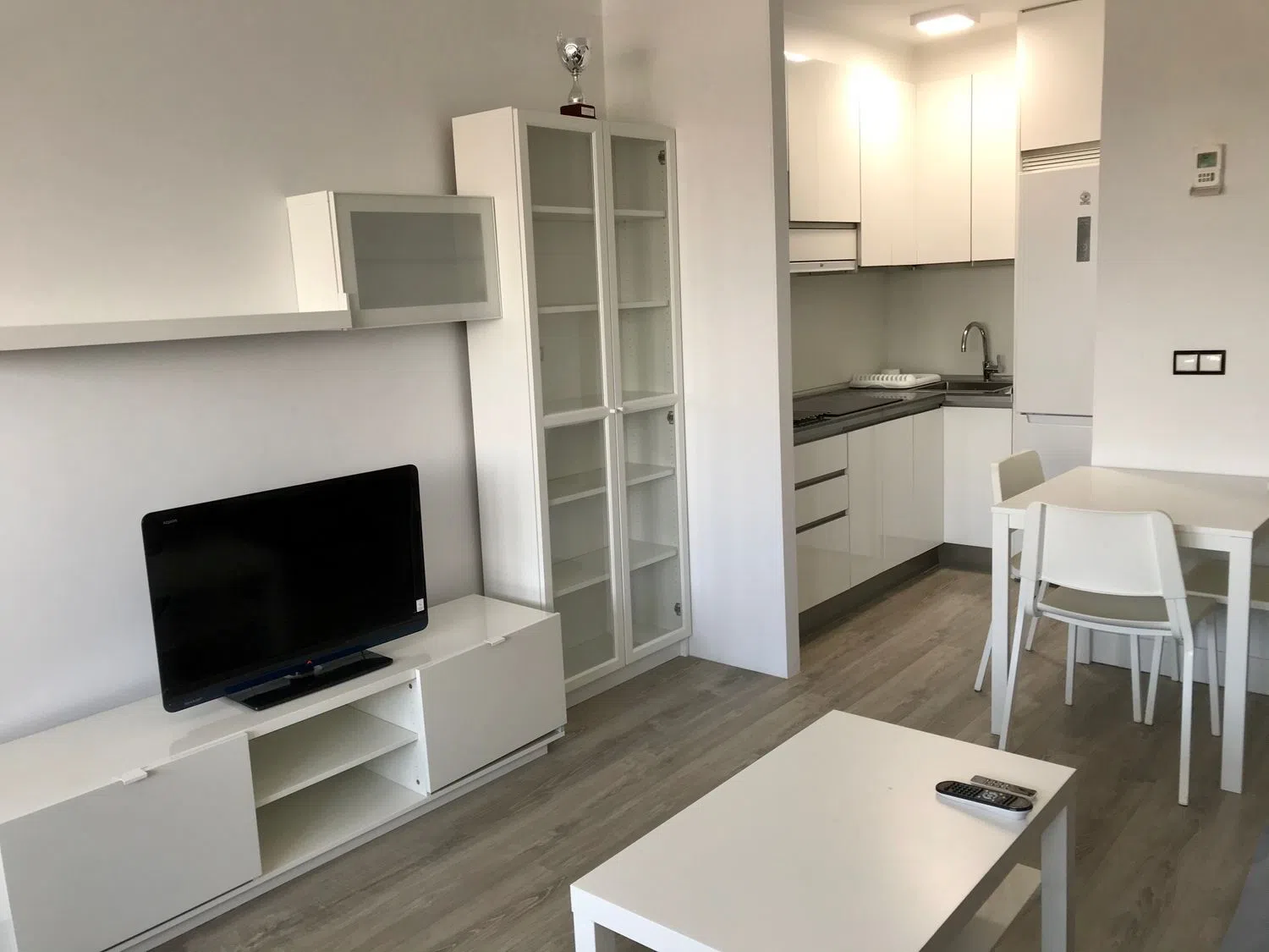 Estudio en plaza Ciudad de Viena, 6 - Foto 3