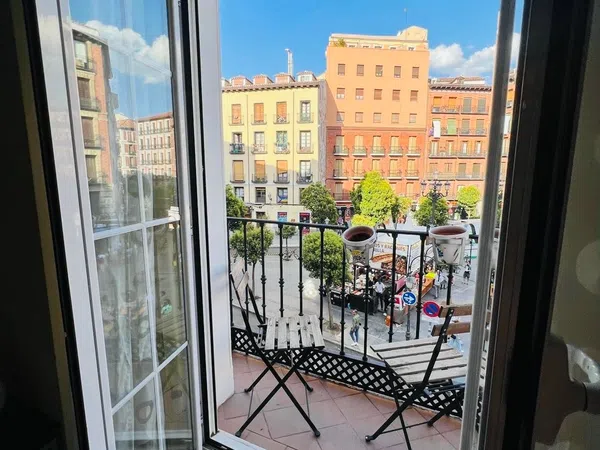 Piso en plaza de Cascorro, 4