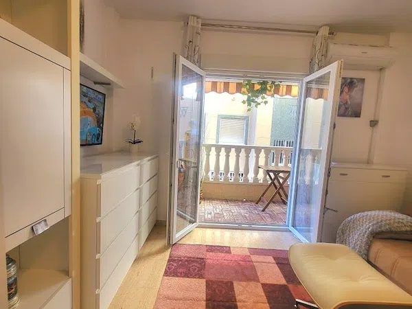 Estudio en Calle Rubén Darío, 8 - Foto 2
