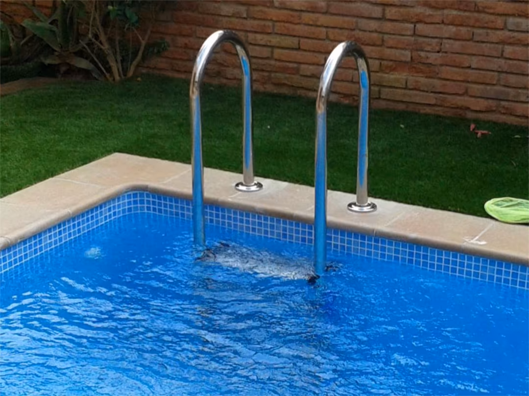 Piso en  Camino Real de los Neveros 133