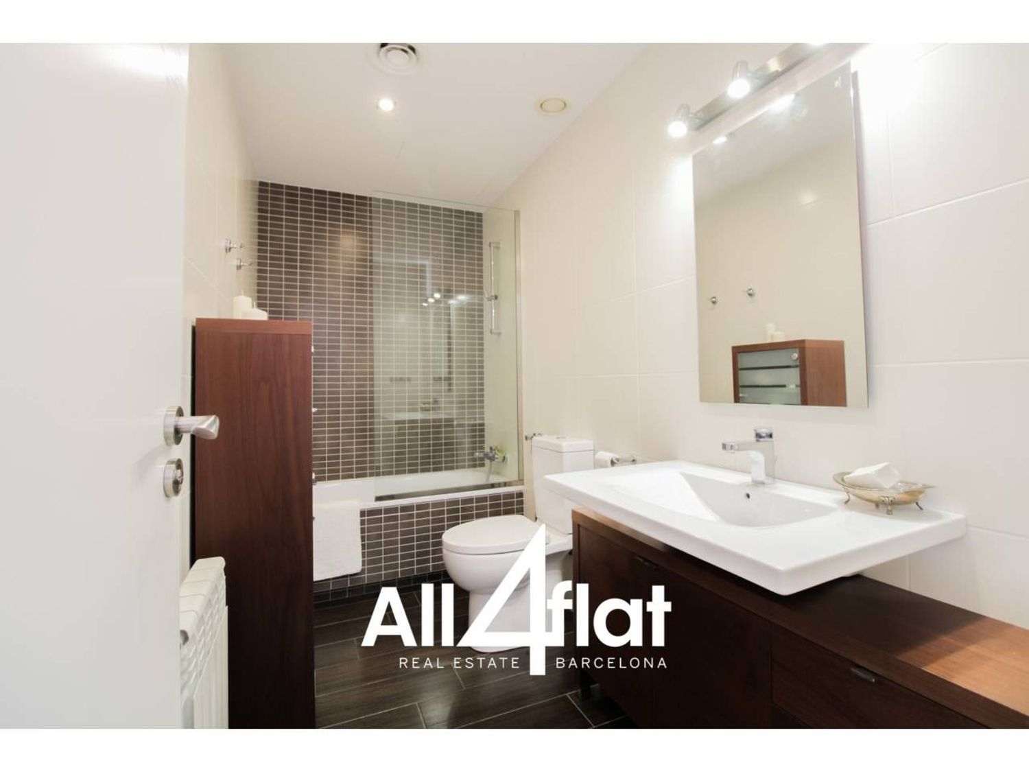 Chalet adosado en Calle de Mileva Maric, Gran Via L-h - Foto 35